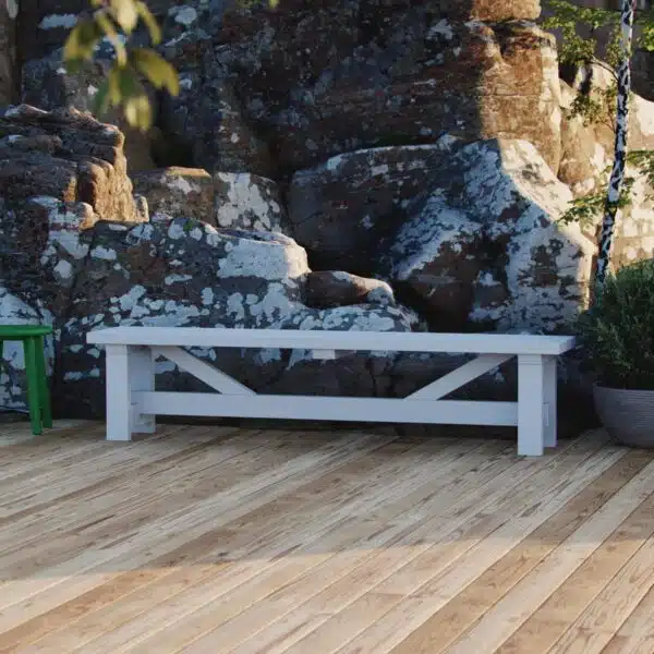 Homemade building bench Enelund Scandinavian DIY guide