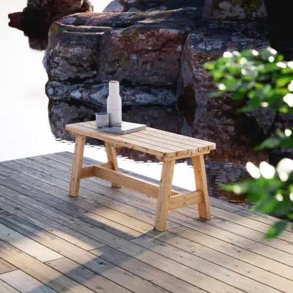 Hillared bench environment image