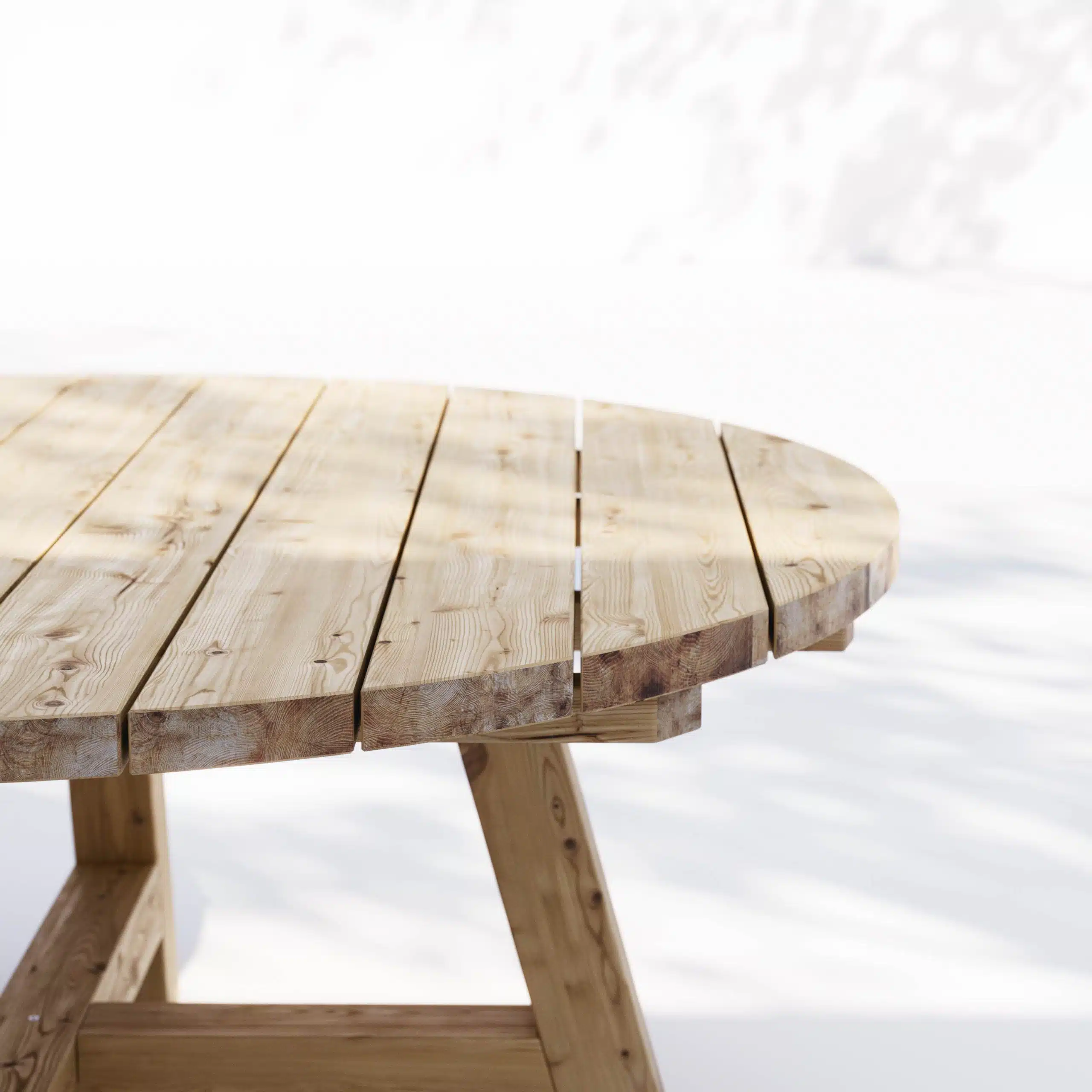 Rundes Gartentisch Enelund Nahaufnahme