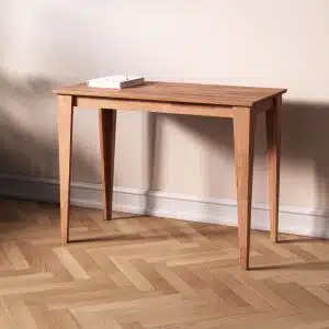 Linnea skrivebord miljøbilde