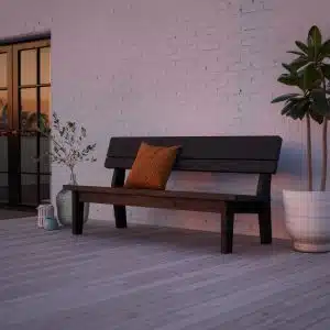 Bygg en hagebenk med ryggstøtte